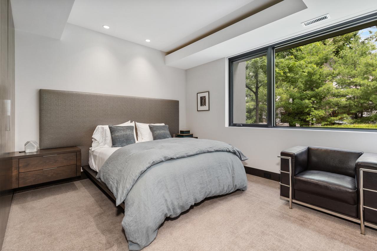 20670 Linwood Road Deephaven, MN 55331 - Photo 33 of 52