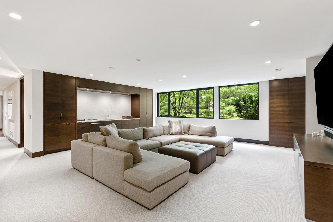 20670 Linwood Road Deephaven, MN 55331 - Photo 35 of 52