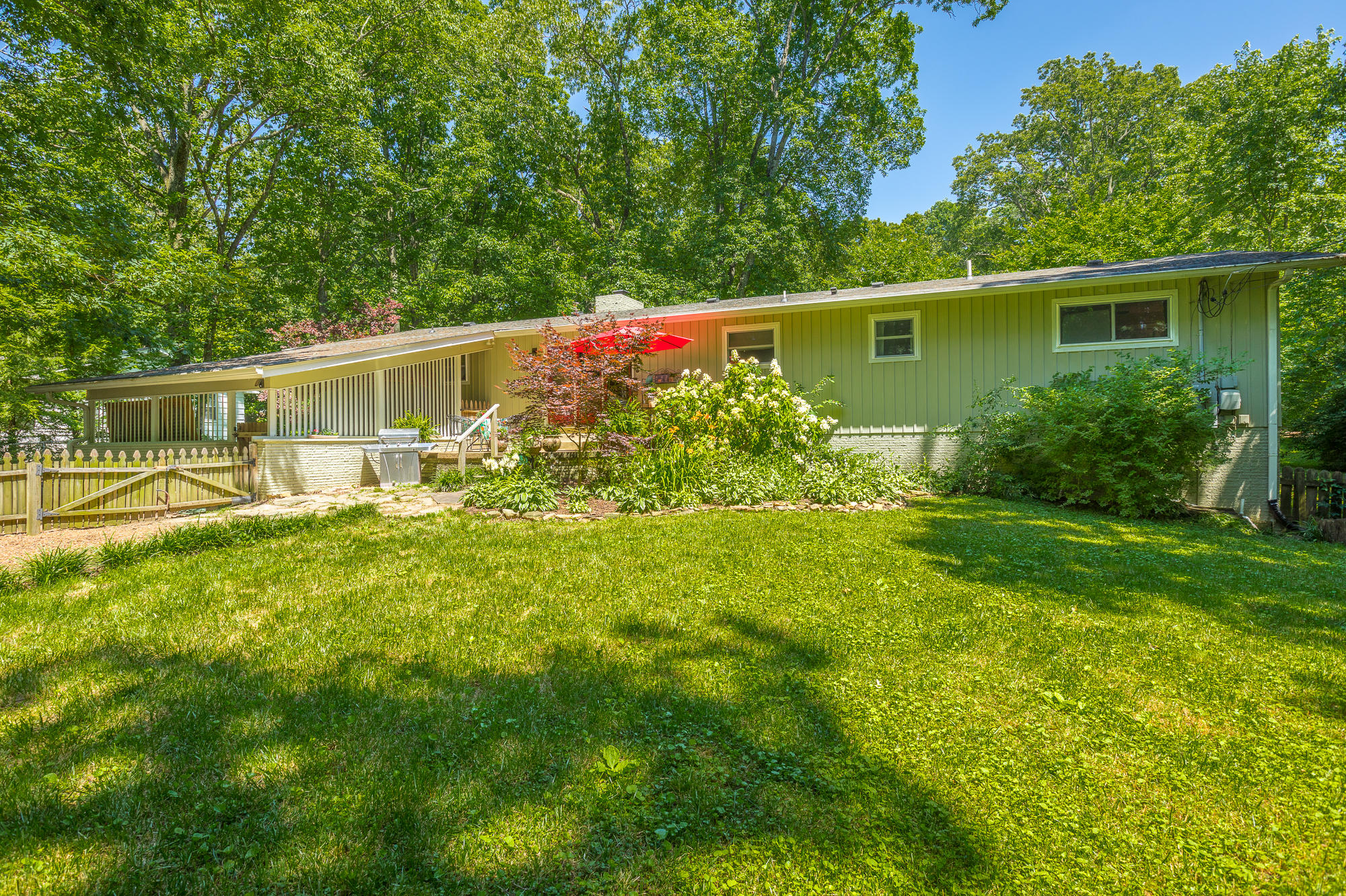 1108 Crown Point Road West Signal Mountain, TN 37377 - Photo 38 of 40 Easy to mow