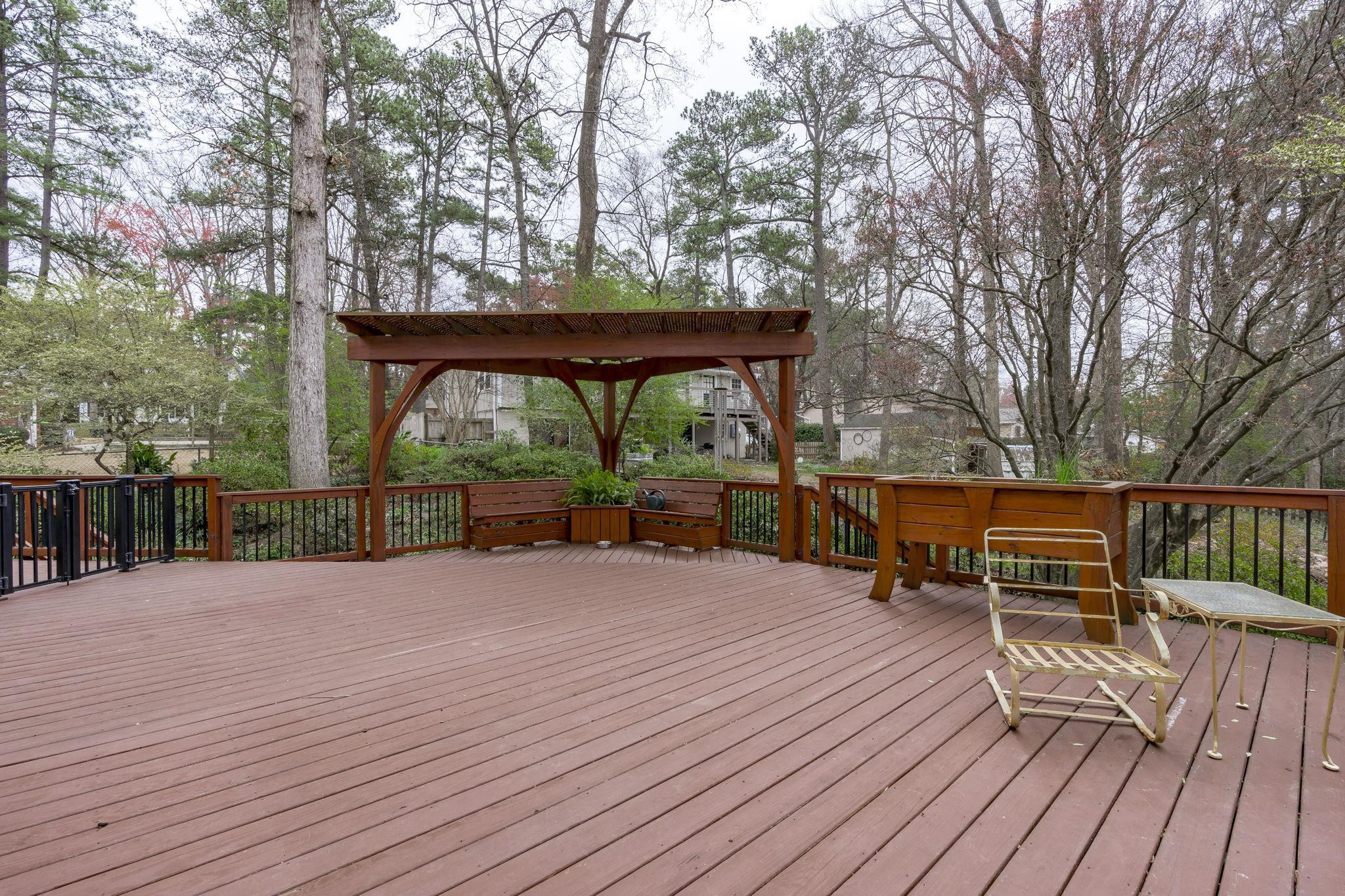 2104 Port Royal Road Raleigh, NC 27609 - Photo 28 of 37 Photo 28