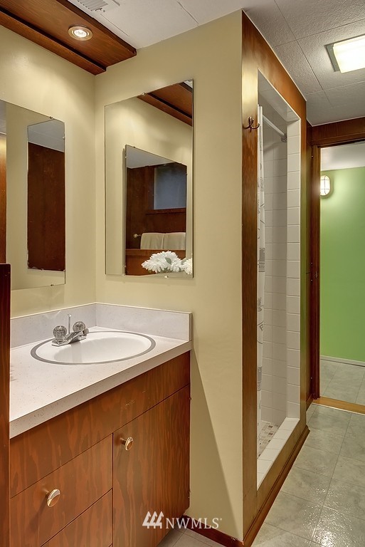 4525 Southwest Hemlock Way Seattle, WA 98136 - Photo 19 of 20 Gallery Image 19