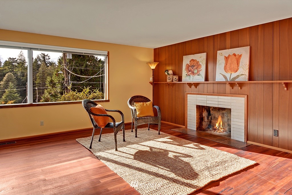 4525 Southwest Hemlock Way Seattle, WA 98136 - Photo 3 of 20 Gallery Image 3