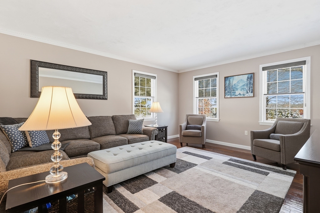 100 Farwell Road Tyngsborough, MA 01879 - Photo 11 of 42