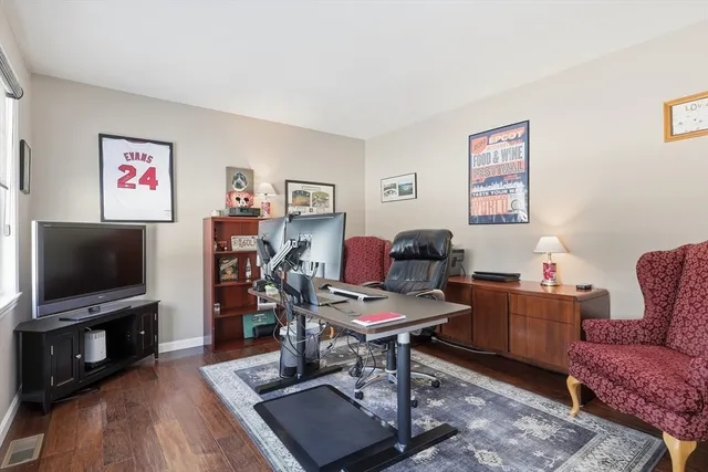 $1,100,000 | 100 Farwell Road, Tyngsborough, MA 01879