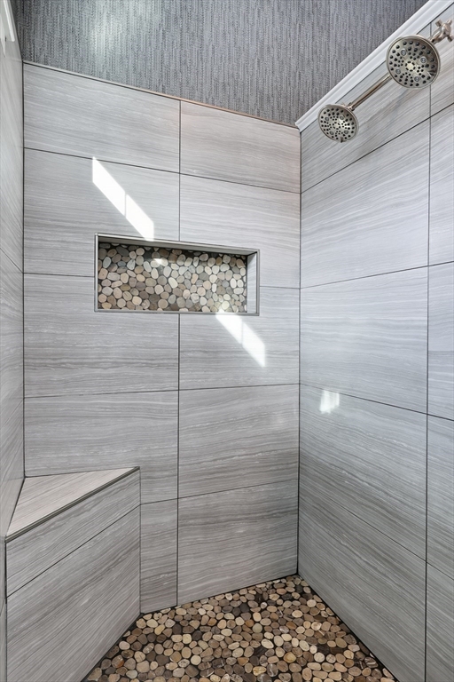 100 Farwell Road Tyngsborough, MA 01879 - Photo 21 of 42