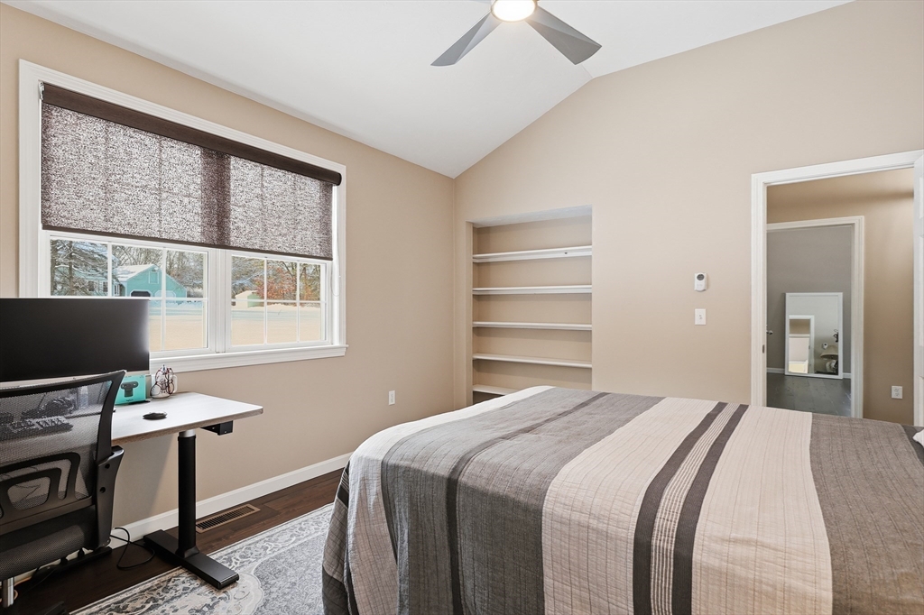 100 Farwell Road Tyngsborough, MA 01879 - Photo 23 of 42