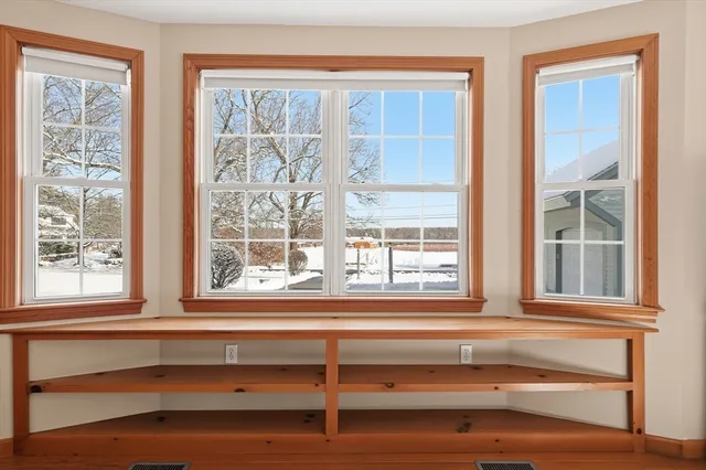 $1,100,000 | 100 Farwell Road, Tyngsborough, MA 01879