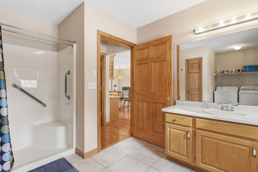 100 Farwell Road Tyngsborough, MA 01879 - Photo 30 of 42