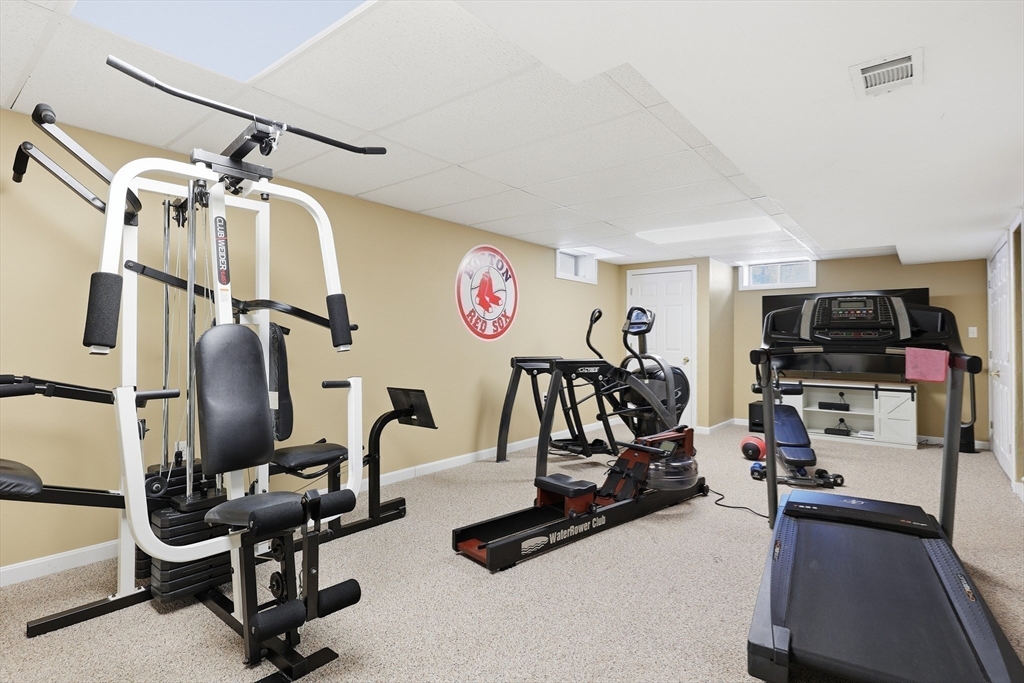 100 Farwell Road Tyngsborough, MA 01879 - Photo 32 of 42