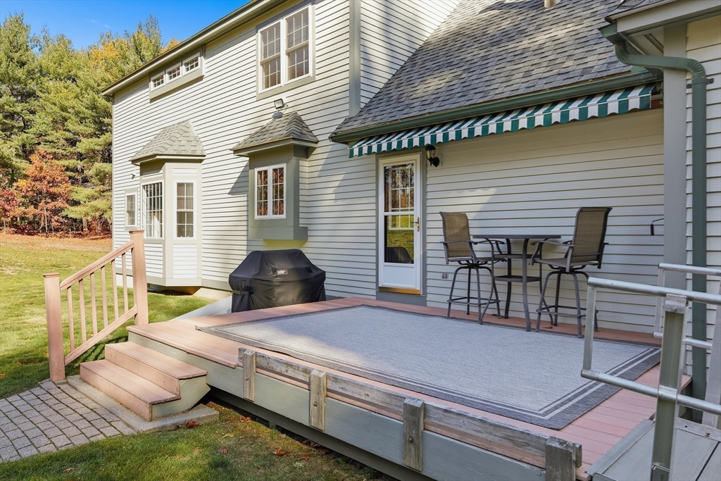 100 Farwell Road Tyngsborough, MA 01879 - Photo 35 of 42