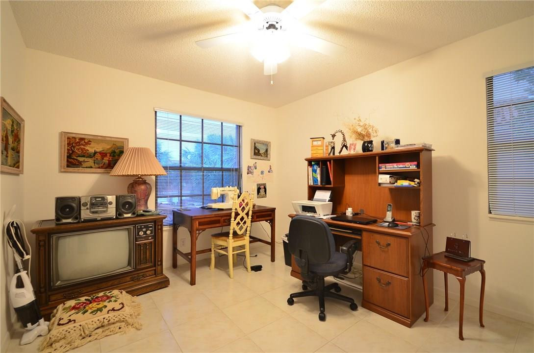 6761 Montego Bay Boulevard, Unit B Boca Raton, FL 33433 - Photo 9 of 34 a view of a workspace with furniture
