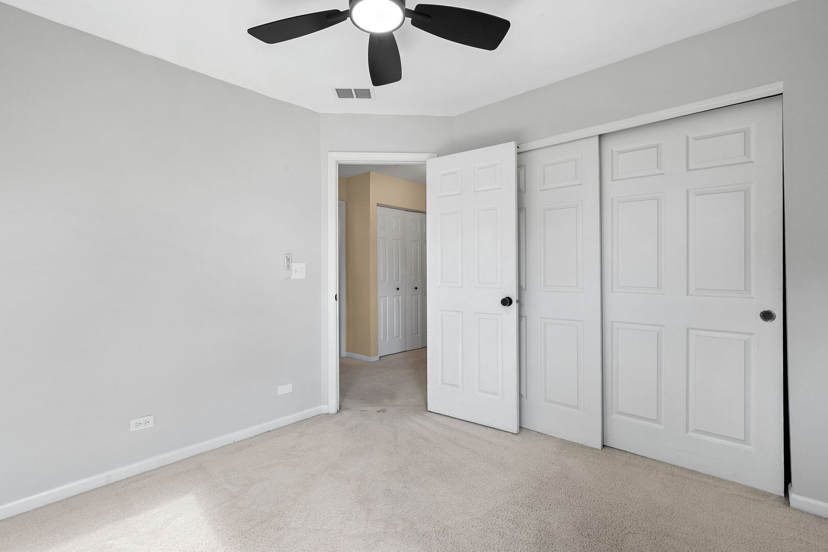 1158 Sweetwater Ridge Lake In The Hills, IL 60156 - Photo 19 of 28 Gallery Image 19