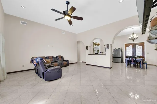 $1,800 | 825 Carpintero Street, Edinburg, TX 78542