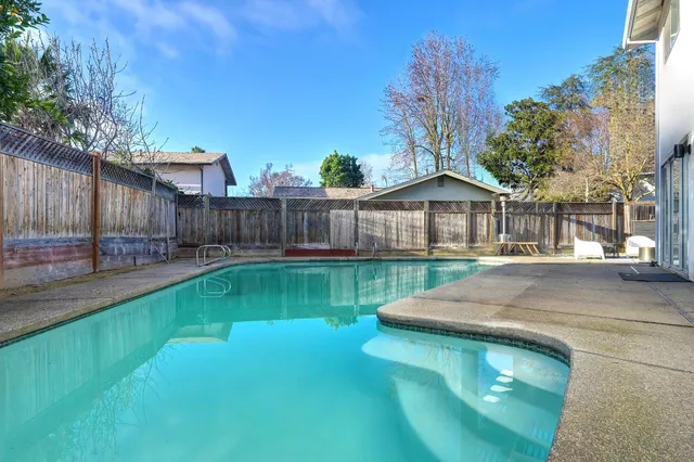 $535,000 | 9633 Linda Rio Drive, Sacramento, CA 95827