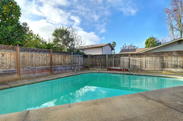 $535,000 | 9633 Linda Rio Drive, Sacramento, CA 95827