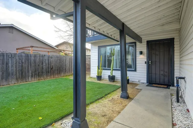 $535,000 | 9633 Linda Rio Drive, Sacramento, CA 95827