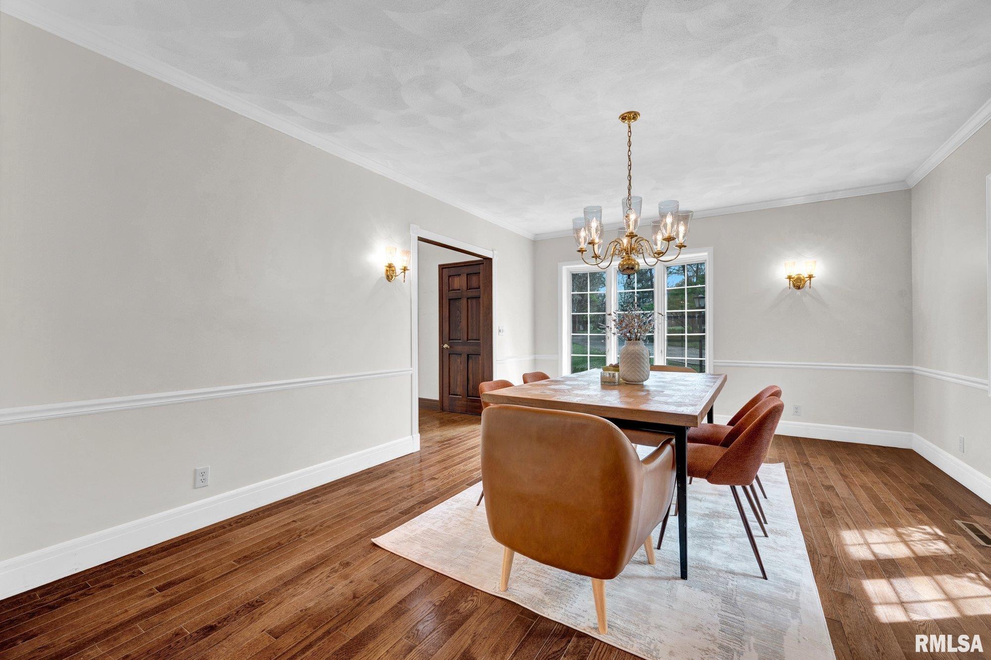 319 West Ravinwoods Road Peoria, IL 61615 - Photo 17 of 57 Gallery Image 17