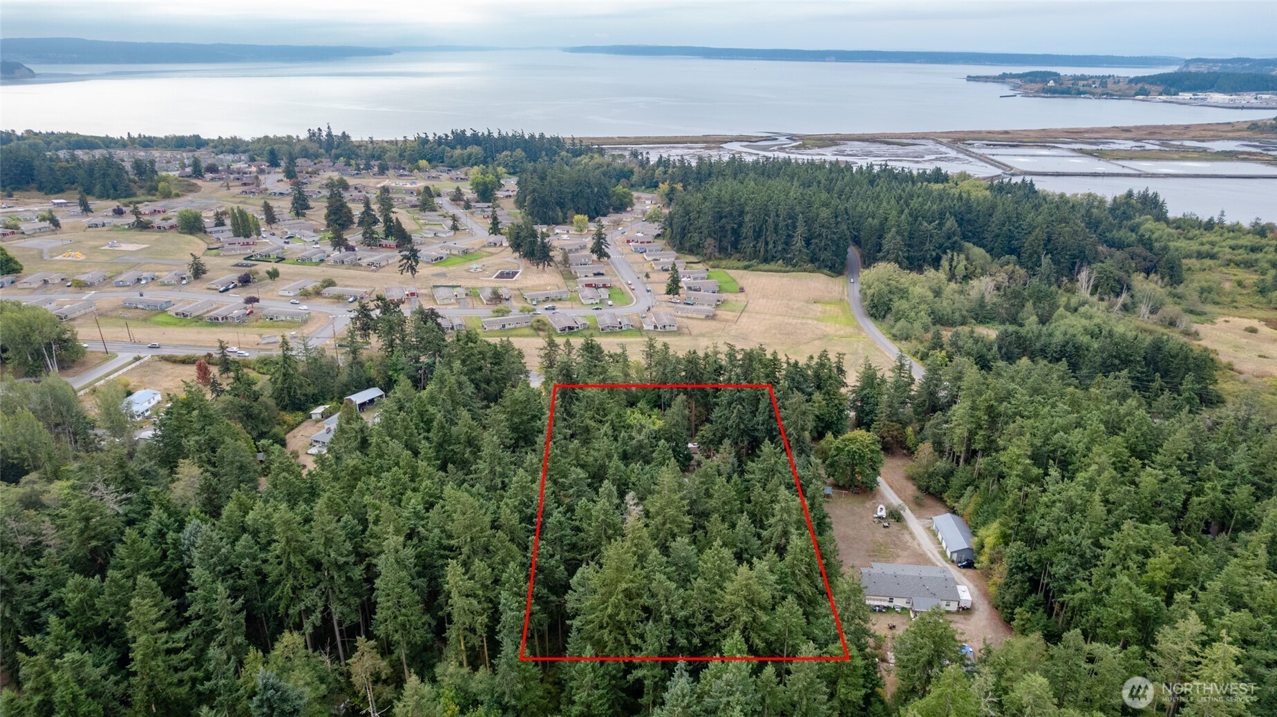 159 East Crescent Harbor Road Oak Harbor, WA 98277 - Photo 3 of 33 Gallery Image 3