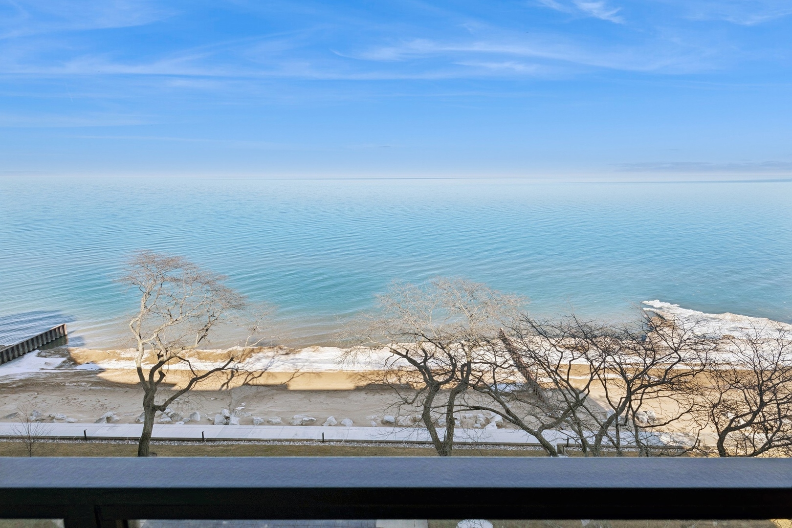 1630 Sheridan Road, Unit 8K Wilmette, IL 60091 - Photo 29 of 40 a view of ocean view