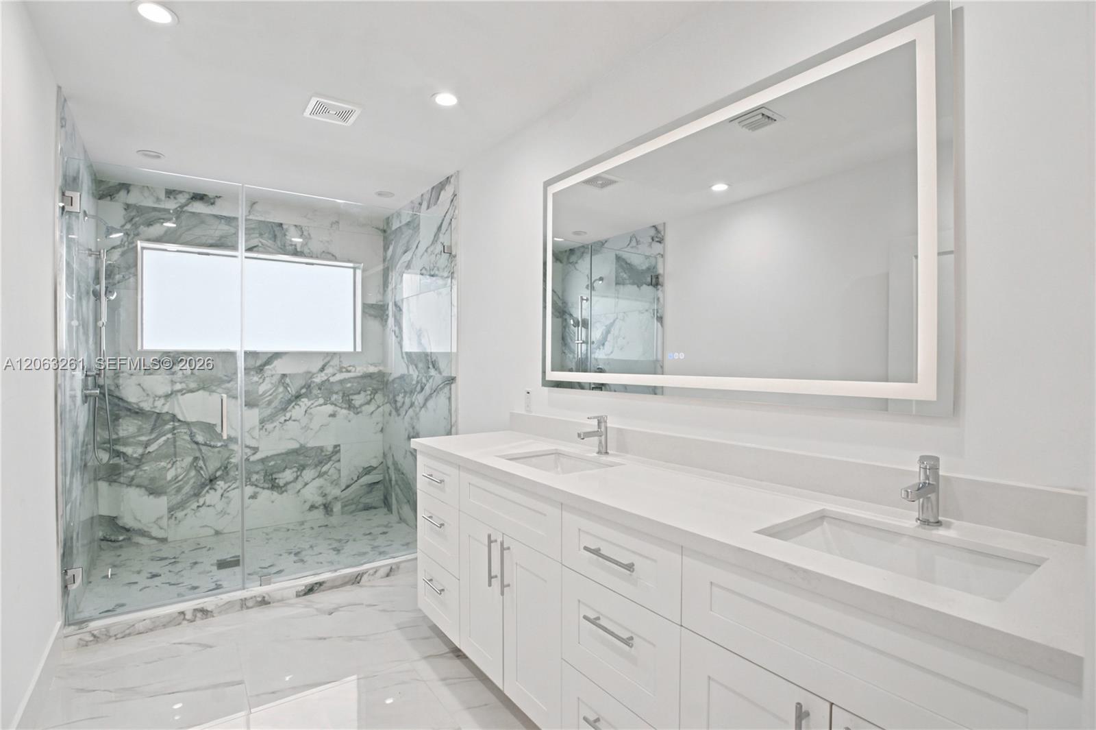 12810 Cyprus Road North Miami, FL 33181 - Photo 12 of 26 Gallery Image 12
