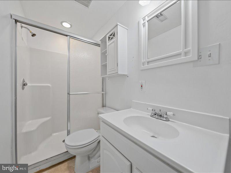 1428 Yellowwood Court Reston, VA 20190 - Photo 26 of 30 Lower Level Bathroom