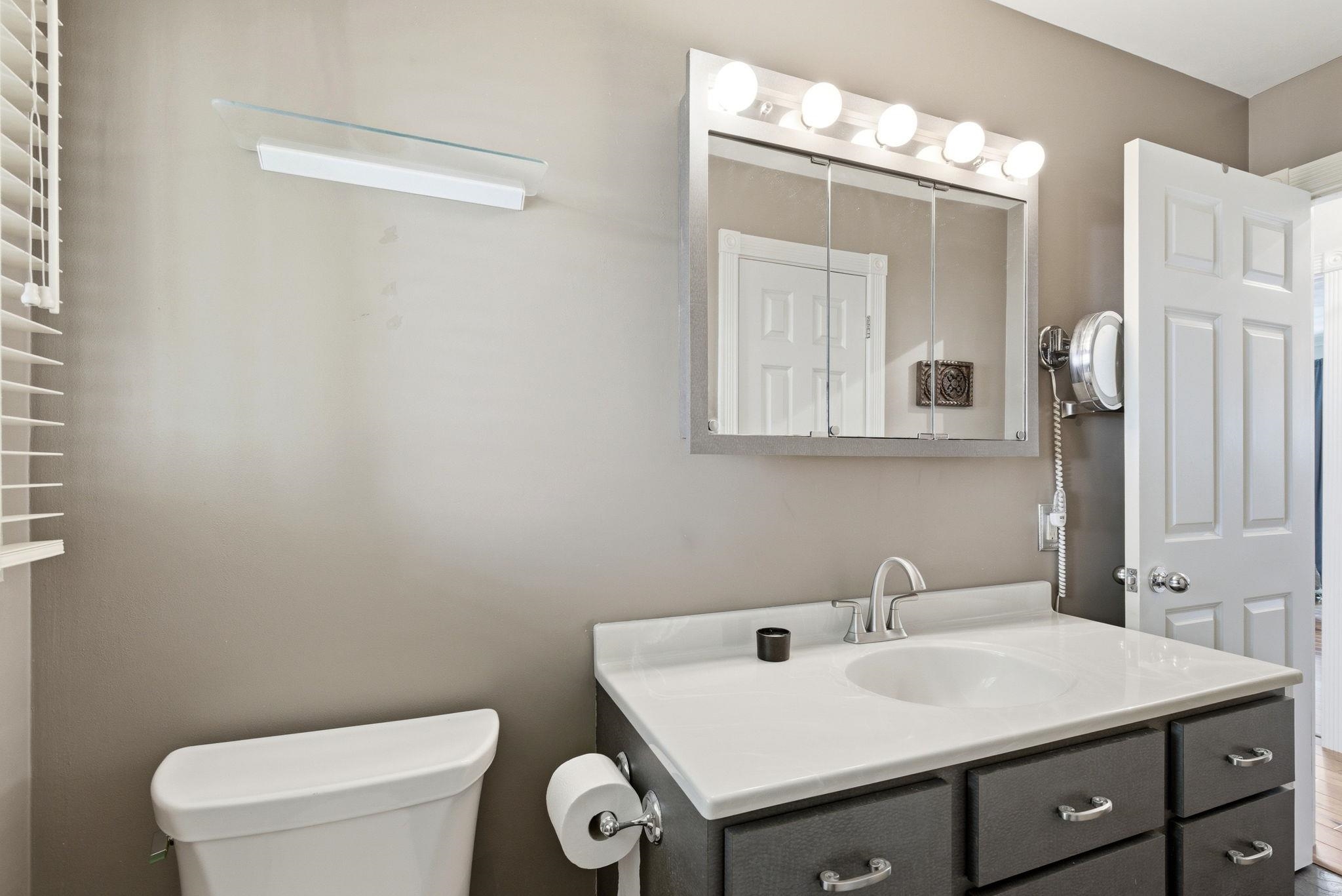 1821 Manley Street Madison, WI 53704 - Photo 16 of 48