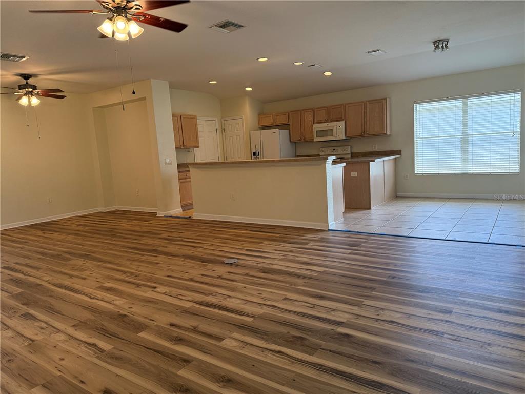 4304 Southwest 54th Court Ocala, FL 34474 - Photo 3 of 18