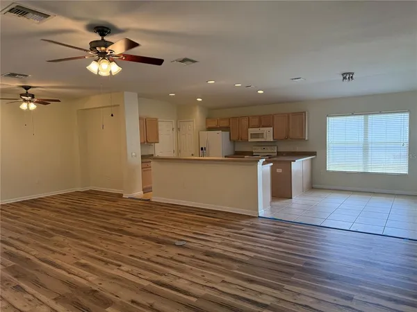 $2,100 | 4304 Southwest 54th Court, Ocala, FL 34474
