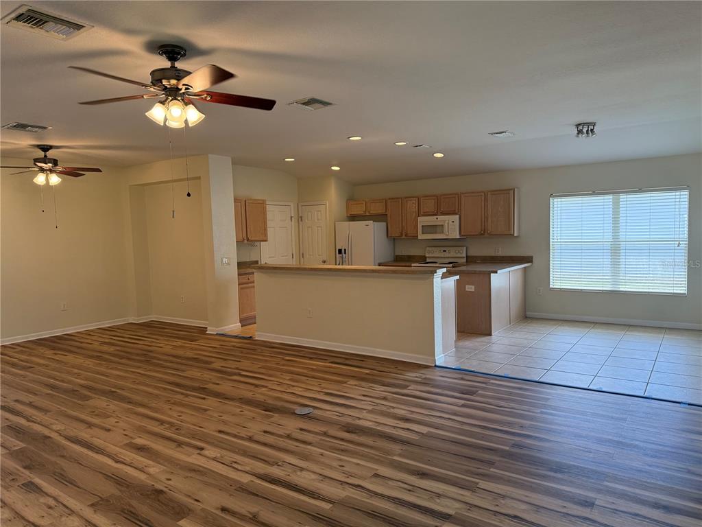4304 Southwest 54th Court Ocala, FL 34474 - Photo 8 of 18