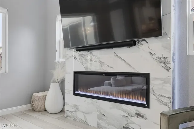 $949,999 | 2562 Millburn Drive, Henderson, NV 89044