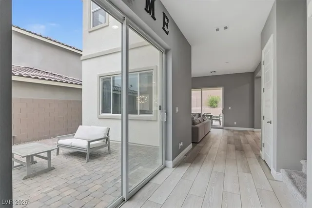 $949,999 | 2562 Millburn Drive, Henderson, NV 89044