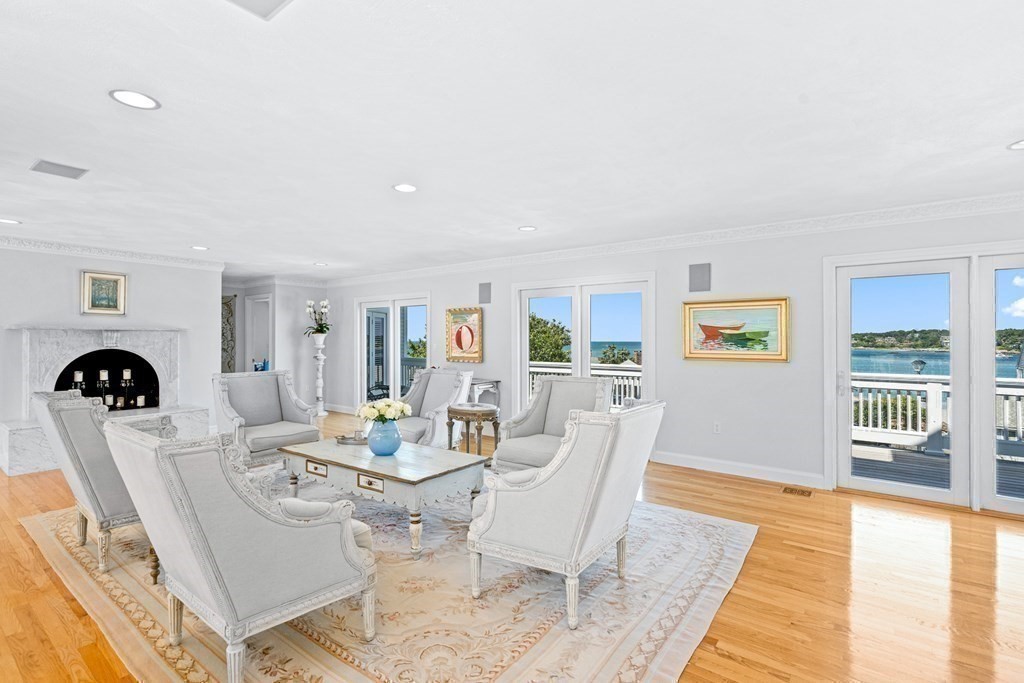 19 Wyoma Road Gloucester, MA 01930 - Photo 14 of 42