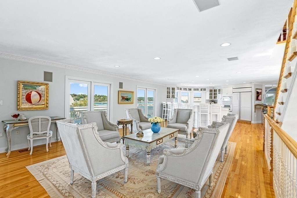 19 Wyoma Road Gloucester, MA 01930 - Photo 15 of 42