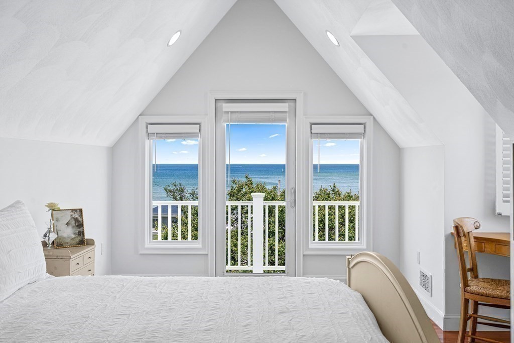 19 Wyoma Road Gloucester, MA 01930 - Photo 26 of 42