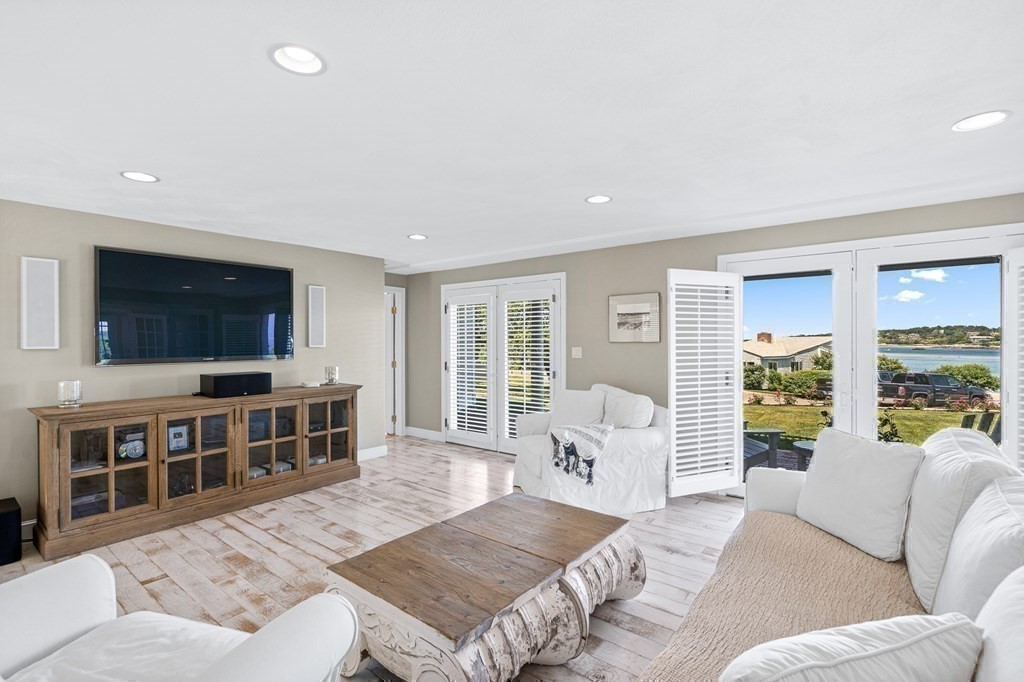 19 Wyoma Road Gloucester, MA 01930 - Photo 31 of 42