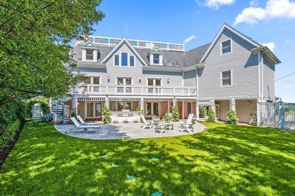 19 Wyoma Road Gloucester, MA 01930 - Photo 7 of 42