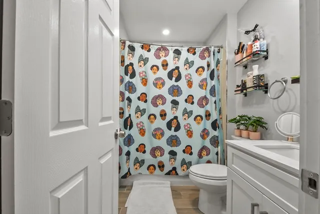 $3,450 | 60 Brook Road, Unit 2, Milton, MA 02186