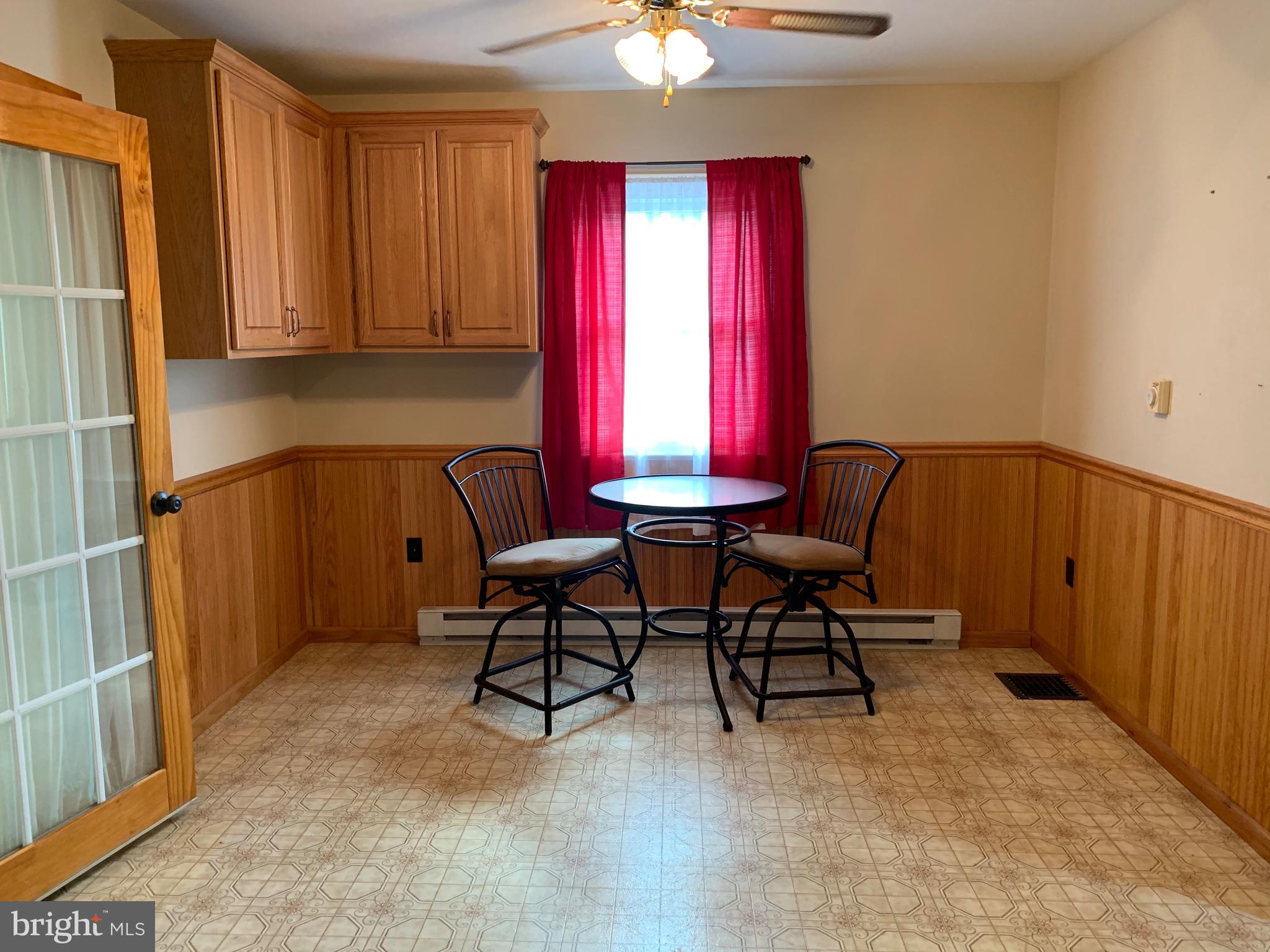 433 North Cedar Street Lititz, PA 17543 - Photo 6 of 26 Gallery Image 6