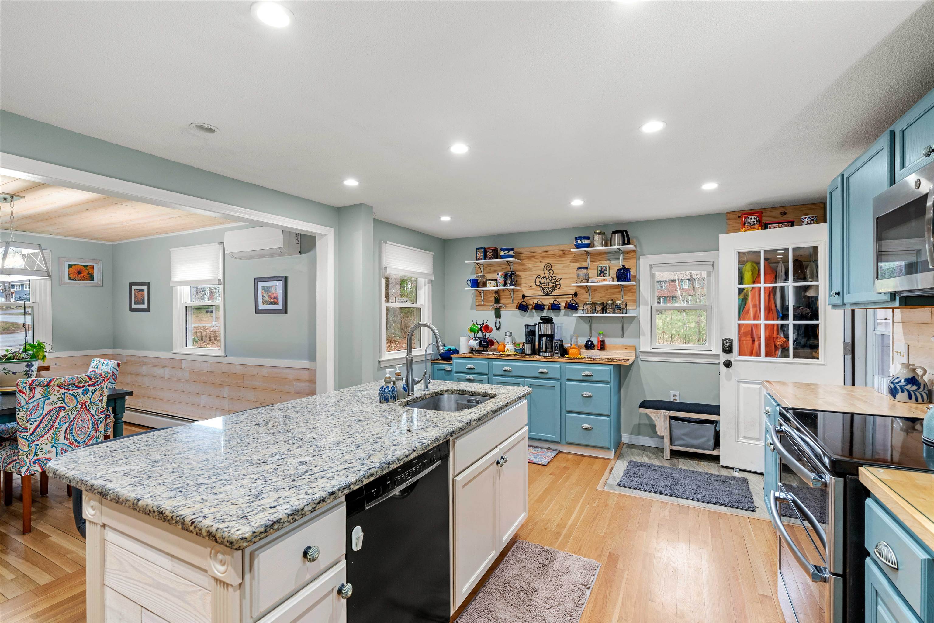 1 Lisa Road Windham, NH 03087 - Photo 16 of 58