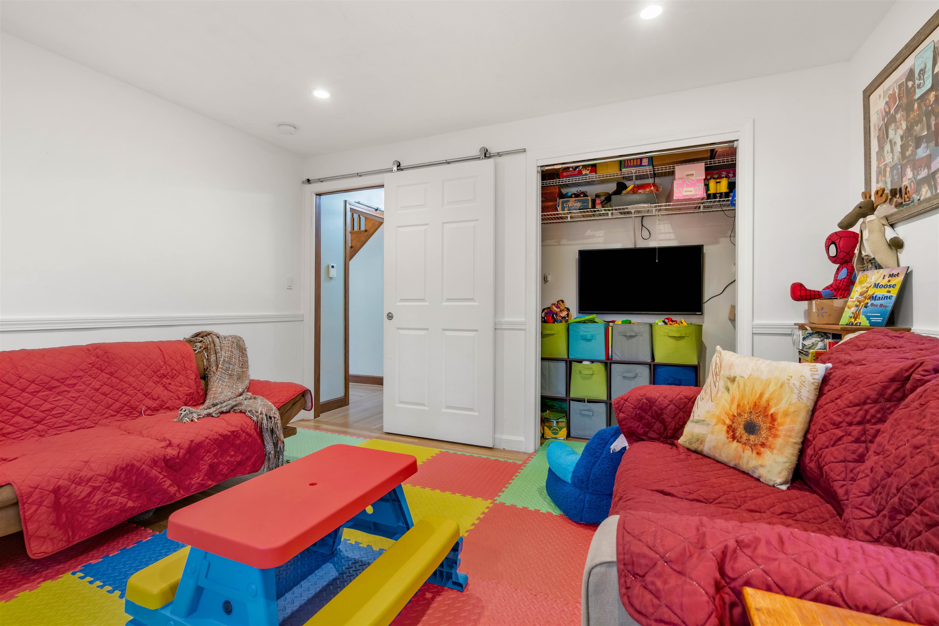 1 Lisa Road Windham, NH 03087 - Photo 25 of 58