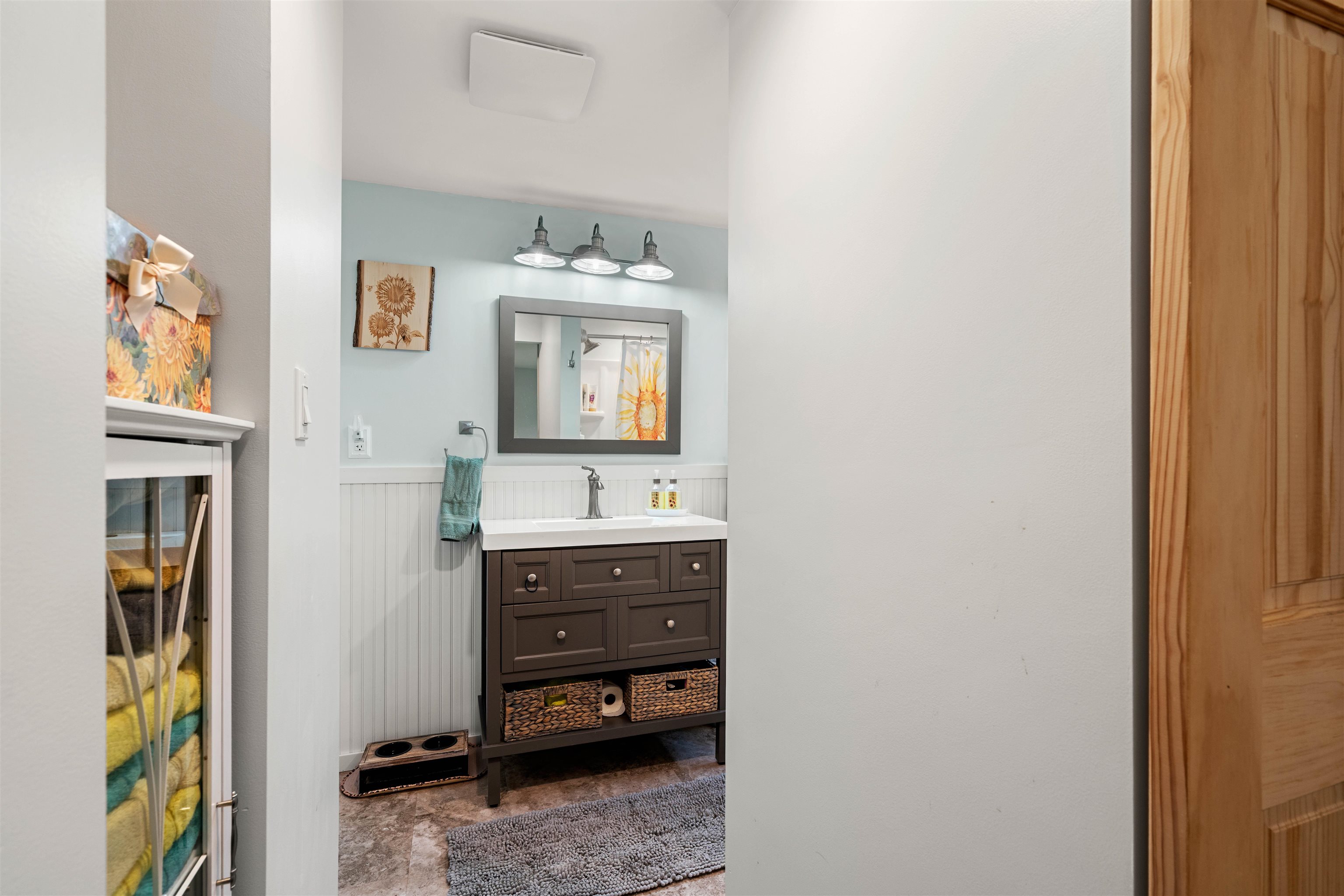 1 Lisa Road Windham, NH 03087 - Photo 31 of 58