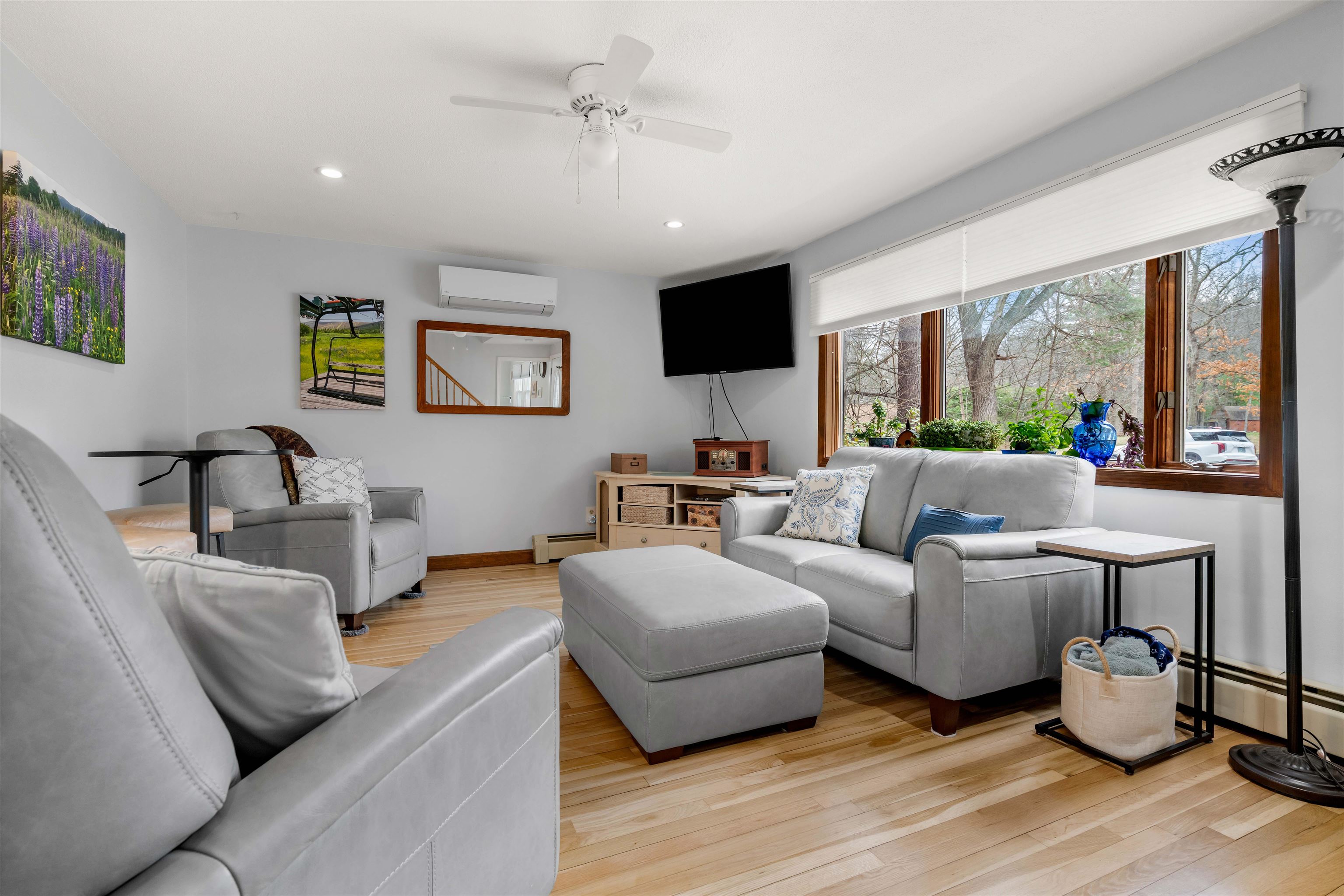 1 Lisa Road Windham, NH 03087 - Photo 5 of 58