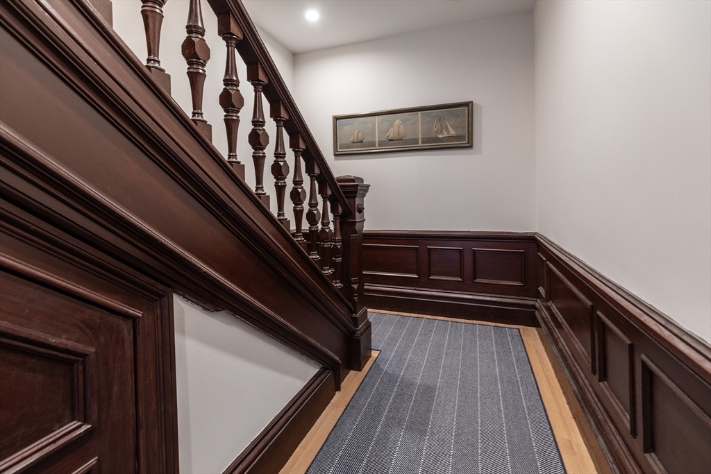 23 Braddock Park, Unit 2 Boston, MA 02116 - Photo 11 of 22 a view of entryway