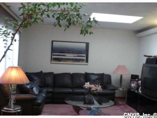 114 Claire Road Syracuse, NY 13214 - Photo 3 of 16 Other