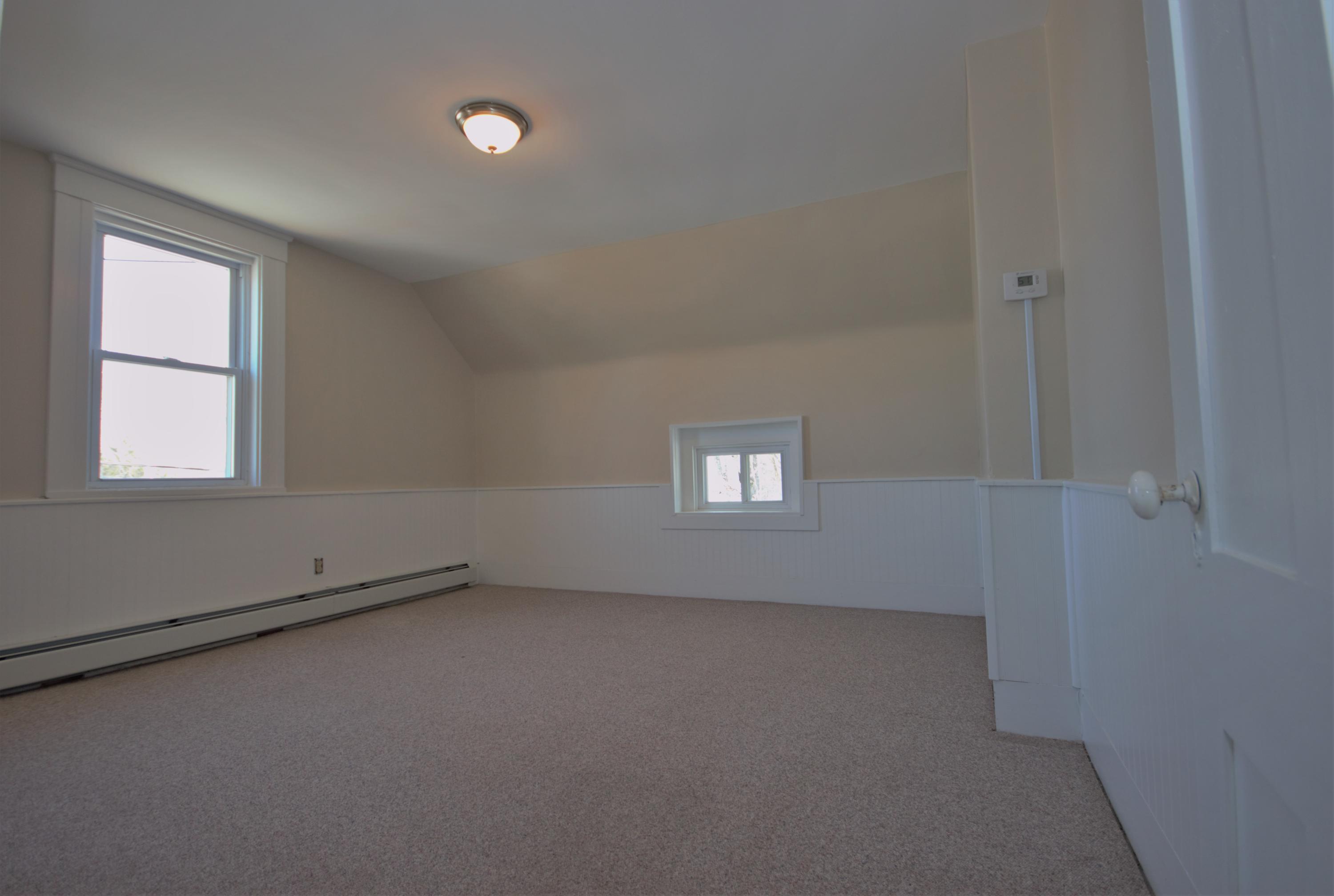 22 Rock Street Bangor, ME 04401 - Photo 22 of 40 18