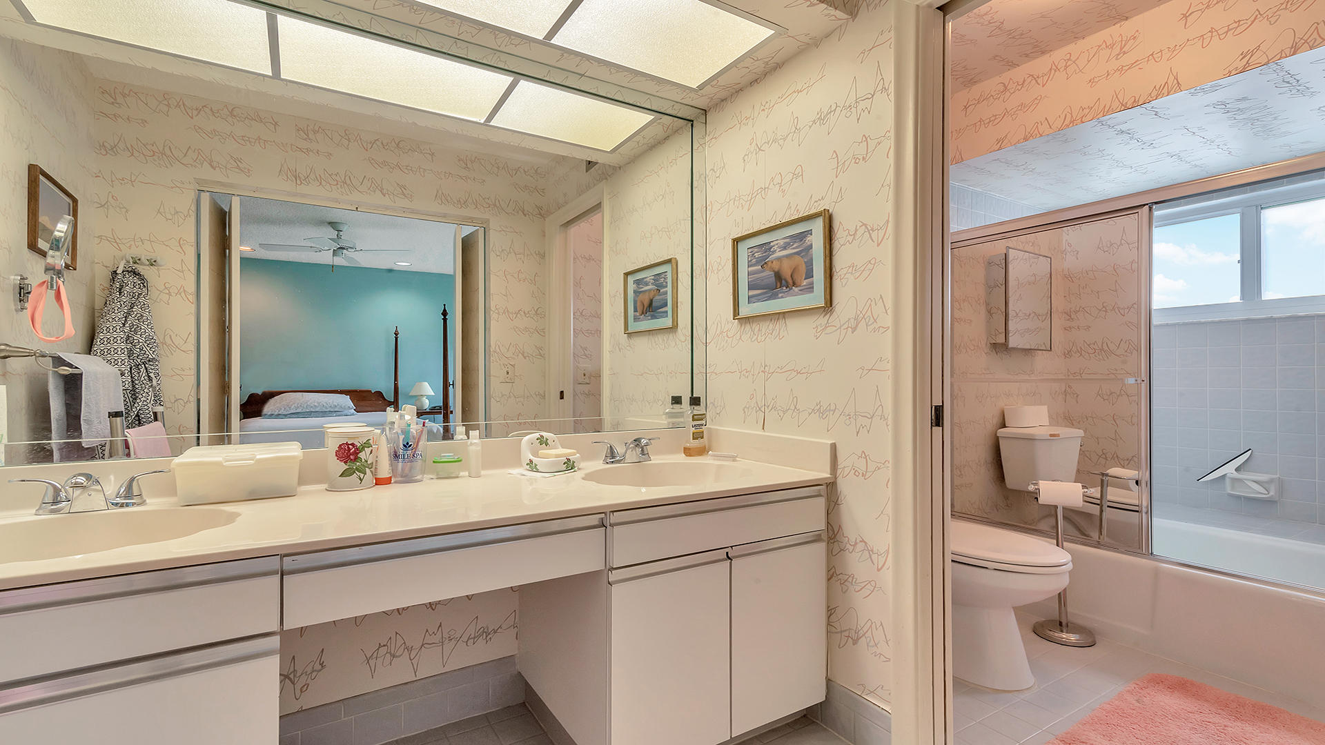 10586 180th Place South Boca Raton, FL 33498 - Photo 15 of 40 Bathroom (2)