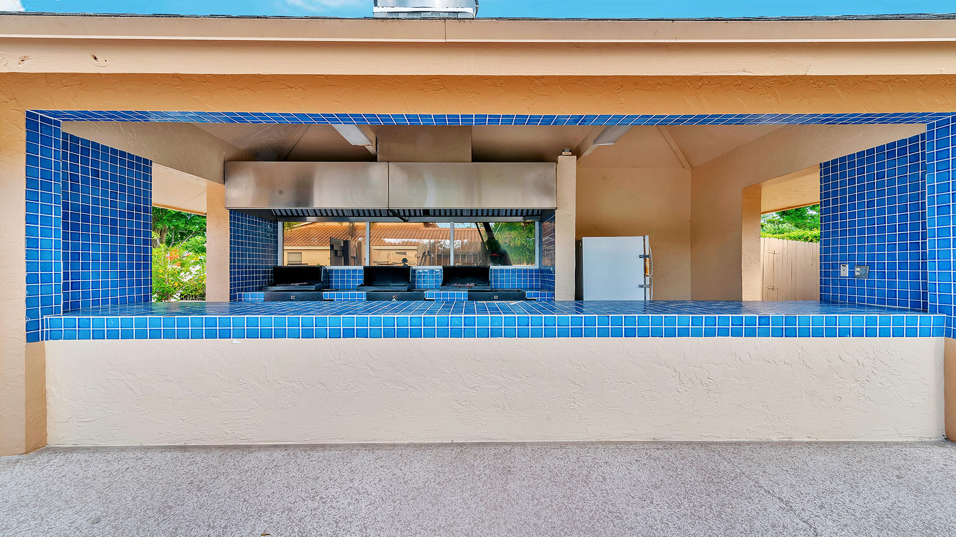 10586 180th Place South Boca Raton, FL 33498 - Photo 28 of 40 Outyard (1)