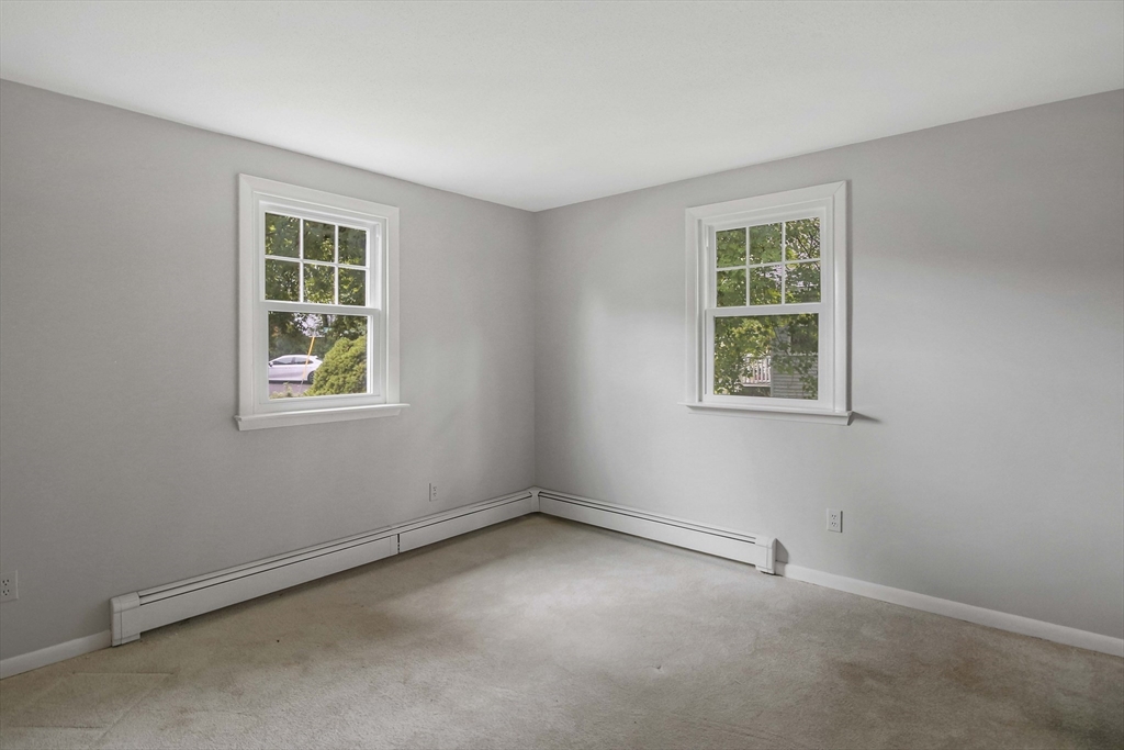 47 Hapgood Road Worcester, MA 01609 - Photo 20 of 35 Gallery Image 20