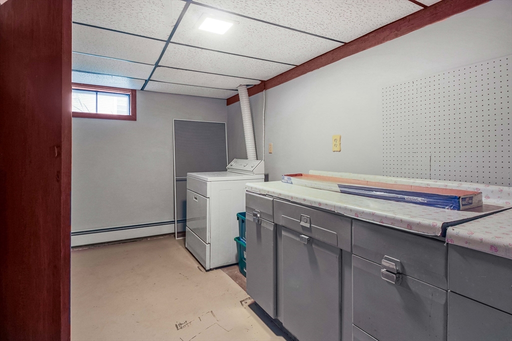 47 Hapgood Road Worcester, MA 01609 - Photo 32 of 35 Gallery Image 32