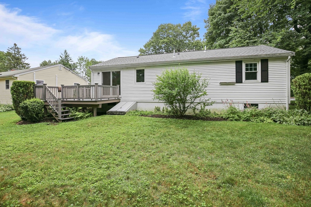 47 Hapgood Road Worcester, MA 01609 - Photo 34 of 35 Gallery Image 34
